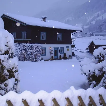 Holiday home Ferienhaus In Mit Terrasse, Grill Und Garten Rauris