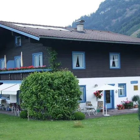 Ferienhaus In Mit Terrasse, Grill Und Garten Ferienhaus Rauris